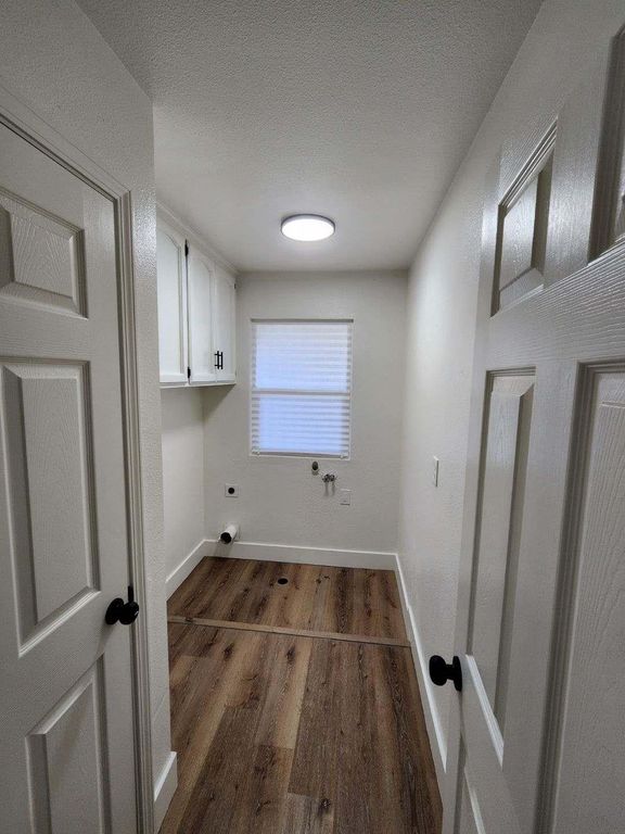 Image 10 of property listing at 18626 Ridgedale Drive, Madera, CA 93638