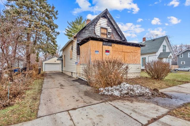 412 JAY Street, Elgin, IL 60120