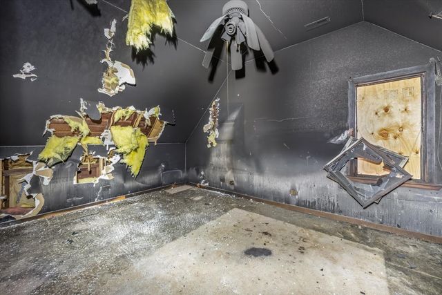 412 JAY Street, Elgin, IL 60120