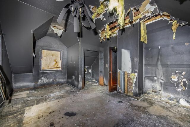 412 JAY Street, Elgin, IL 60120