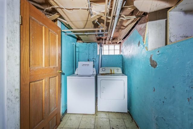 412 JAY Street, Elgin, IL 60120