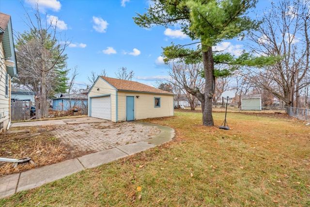 412 JAY Street, Elgin, IL 60120