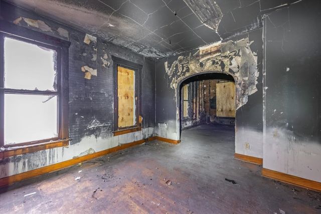 412 JAY Street, Elgin, IL 60120