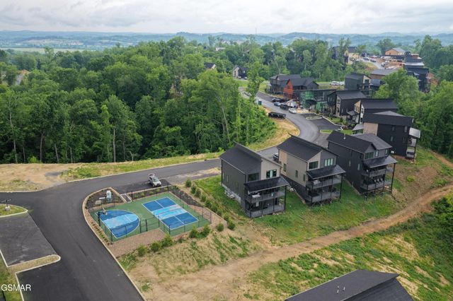 170 Reedmont Way, Sevierville, TN 37876