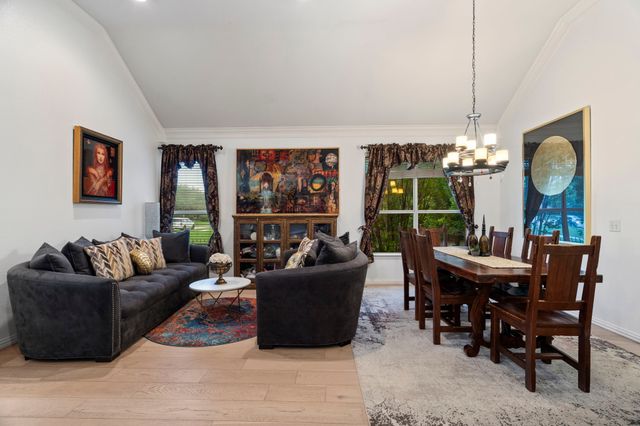 801 Hackberry Ridge Drive, Mckinney, TX 75072
