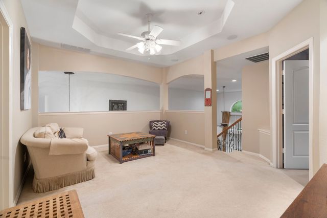 801 Hackberry Ridge Drive, Mckinney, TX 75072