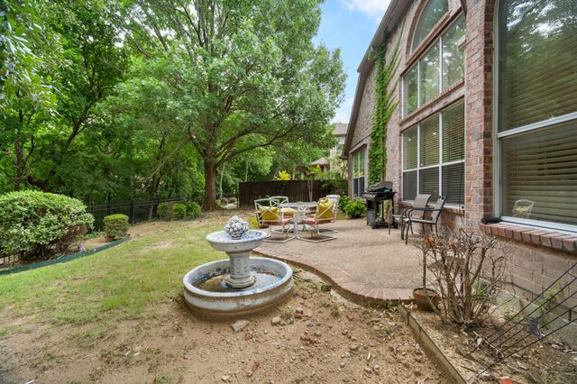 801 Hackberry Ridge Drive, Mckinney, TX 75072