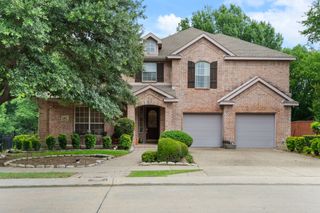 801 Hackberry Ridge Drive, Mckinney, TX 75072