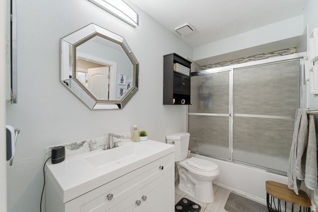 5726 W DALE AMOUR DR, Salt Lake City, UT 84118