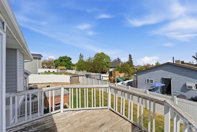 5726 W DALE AMOUR DR, Salt Lake City, UT 84118