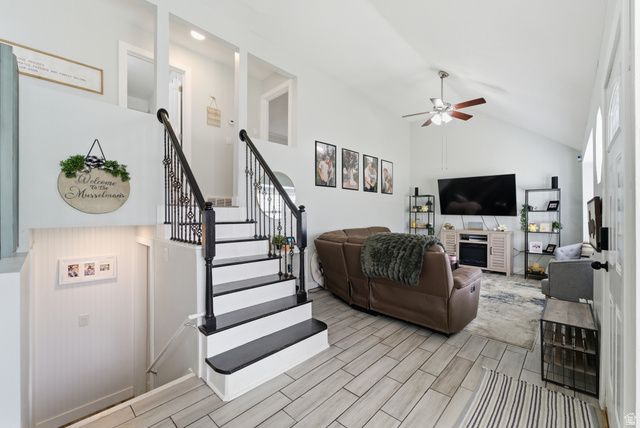 5726 W DALE AMOUR DR, Salt Lake City, UT 84118