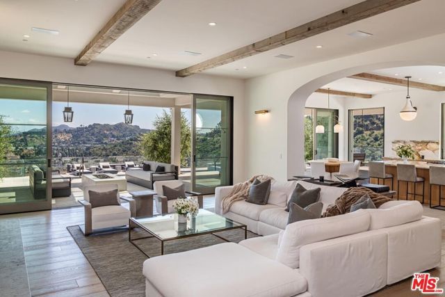 11951 Pinnacle Place, Beverly Hills, CA 90210