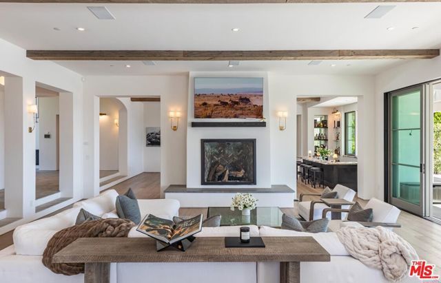11951 Pinnacle Place, Beverly Hills, CA 90210