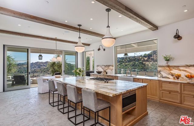11951 Pinnacle Place, Beverly Hills, CA 90210