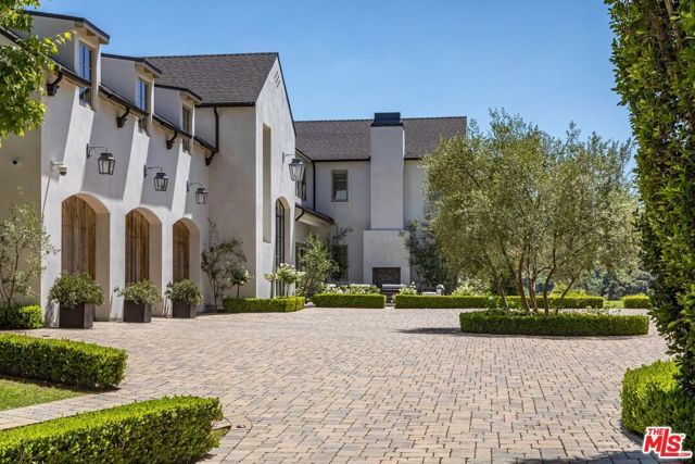 11951 Pinnacle Place, Beverly Hills, CA 90210