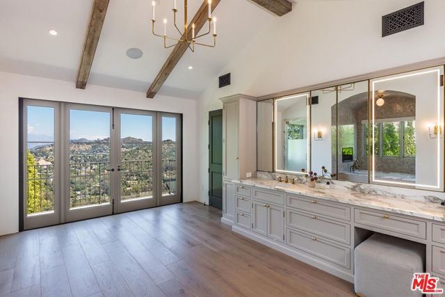 11951 Pinnacle Place, Beverly Hills, CA 90210