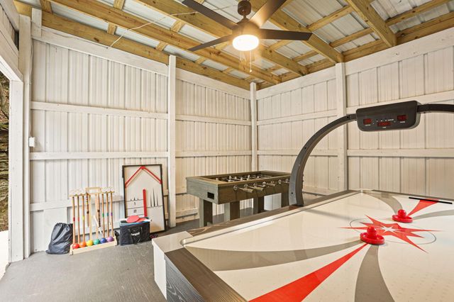 9385 Rich Hollow Road SW, Lancaster, OH 43130