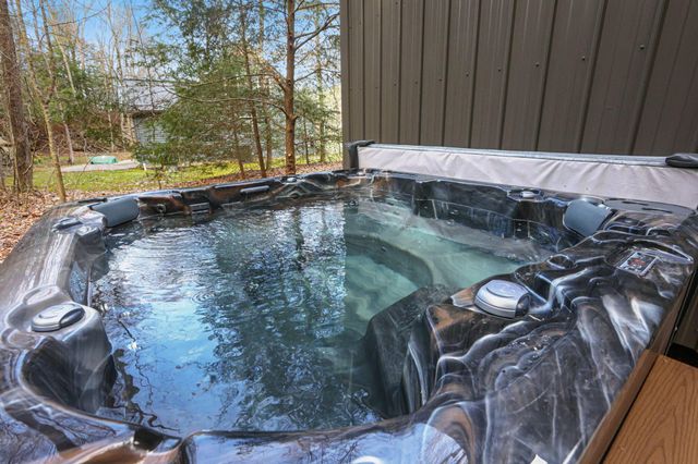 9385 Rich Hollow Road SW, Lancaster, OH 43130