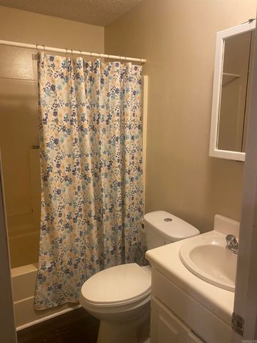 7 Amy Court, Little Rock, AR 72206
