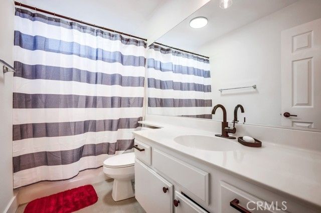 8550 Rolling Hills Drive, Corona, CA 92883