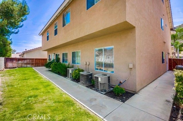 8550 Rolling Hills Drive, Corona, CA 92883