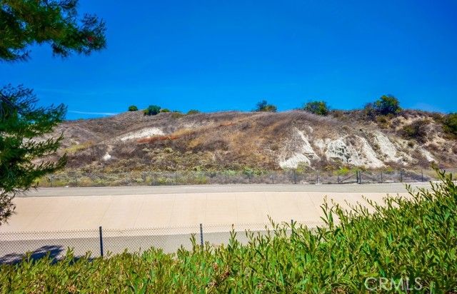 8550 Rolling Hills Drive, Corona, CA 92883