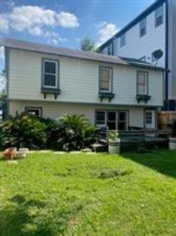 1334 W 21st Street, Houston, TX 77008