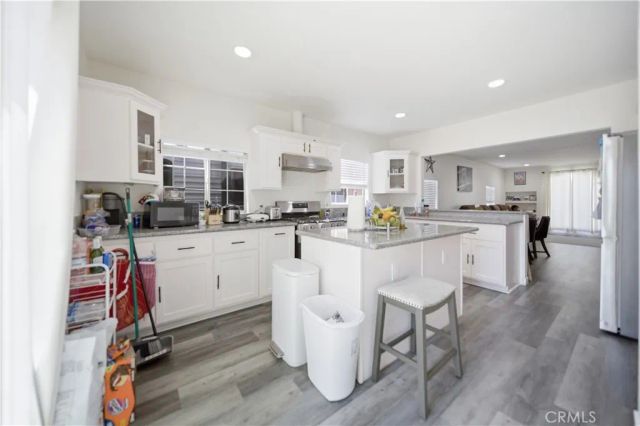 6816 Cerritos Avenue, Long Beach, CA 90805