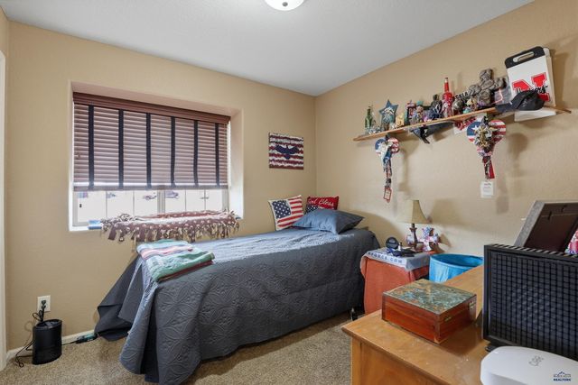 3610 KNUCKLEDUSTER RD, Rapid City, SD 57703