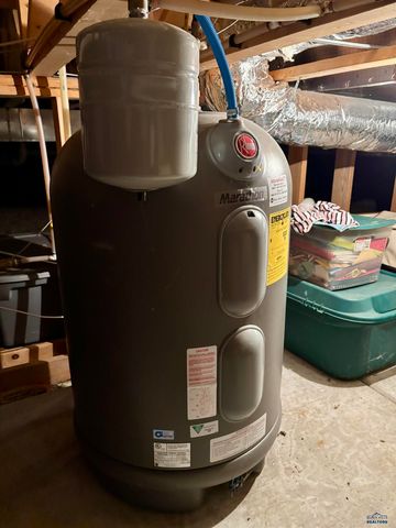 3610 KNUCKLEDUSTER RD, Rapid City, SD 57703