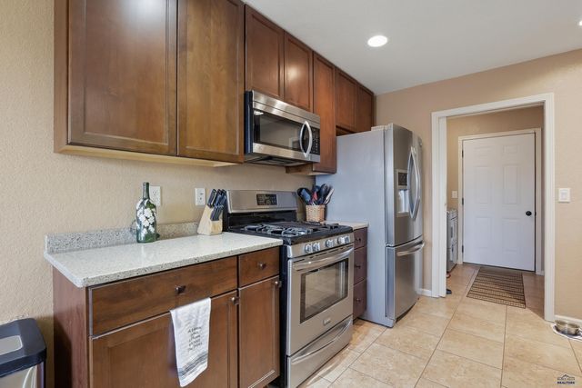 3610 KNUCKLEDUSTER RD, Rapid City, SD 57703