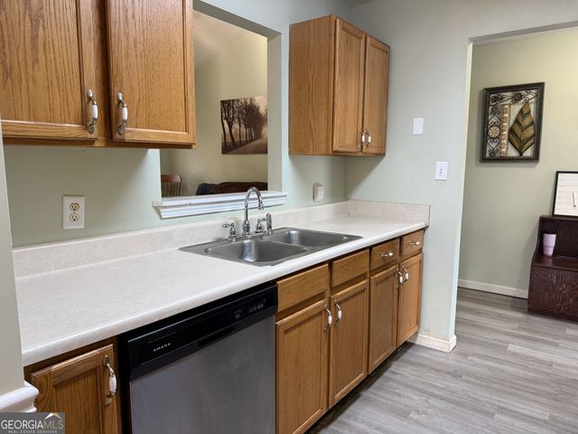 232 Knob Hill Drive, Locust Grove, GA 30248