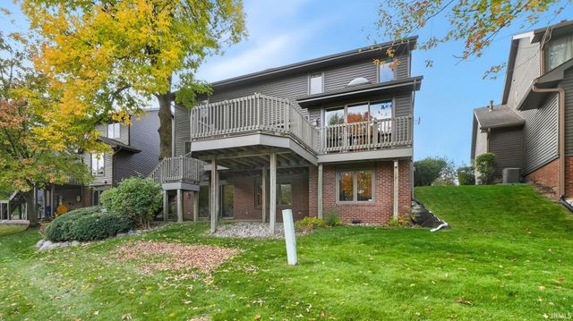 2528 E Saint Thomas Point, Fort Wayne, IN 46815