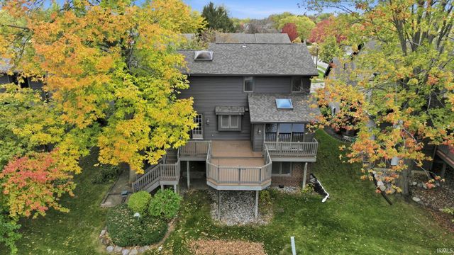 2528 E Saint Thomas Point, Fort Wayne, IN 46815