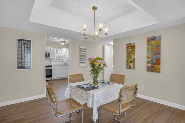 51 Summercreek Drive, Spartanburg, SC 29307