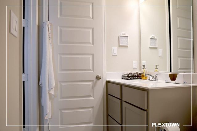 5323 Violet Ridge Drive, Richmond, TX 77469