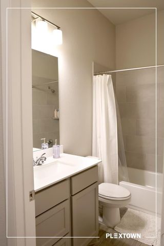 5323 Violet Ridge Drive, Richmond, TX 77469
