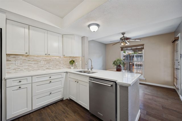 12823 Burninglog Lane, Dallas, TX 75243