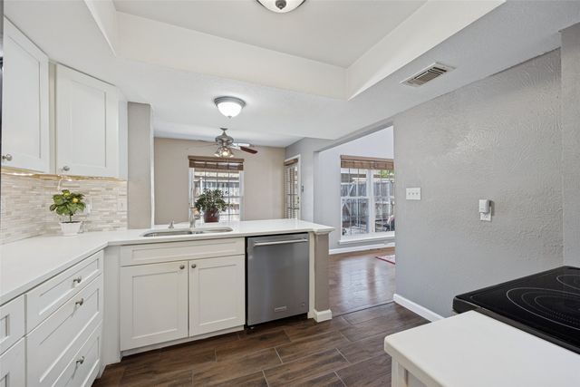 12823 Burninglog Lane, Dallas, TX 75243