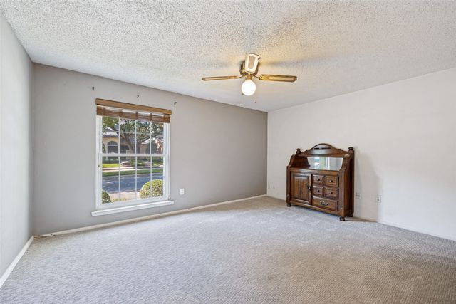 12823 Burninglog Lane, Dallas, TX 75243