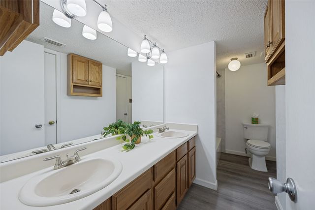 12823 Burninglog Lane, Dallas, TX 75243