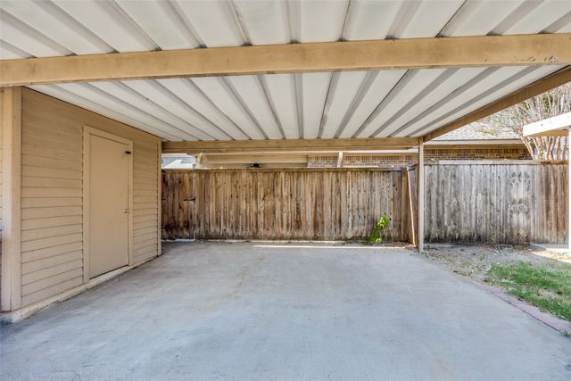 12823 Burninglog Lane, Dallas, TX 75243