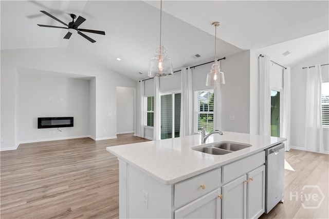 8 Warblers Way, Savannah, GA 31419