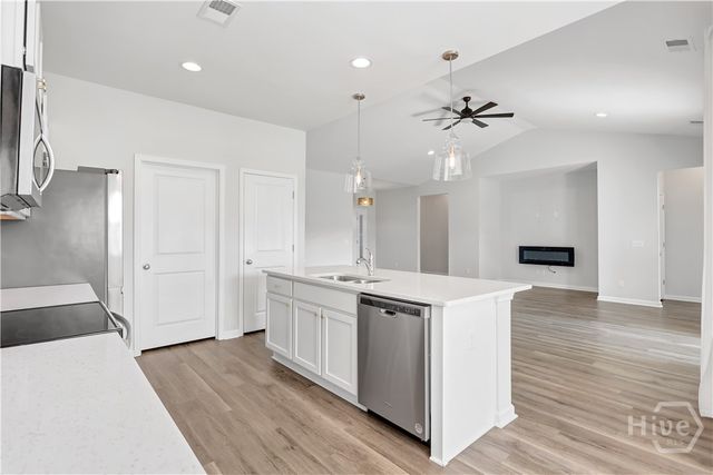 8 Warblers Way, Savannah, GA 31419