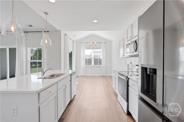 8 Warblers Way, Savannah, GA 31419