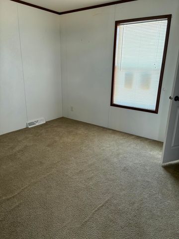 820 S Chinowth Road 102, Visalia, CA 93277