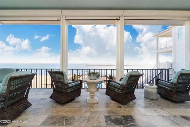 205 Back Street, Newport, NC 28570