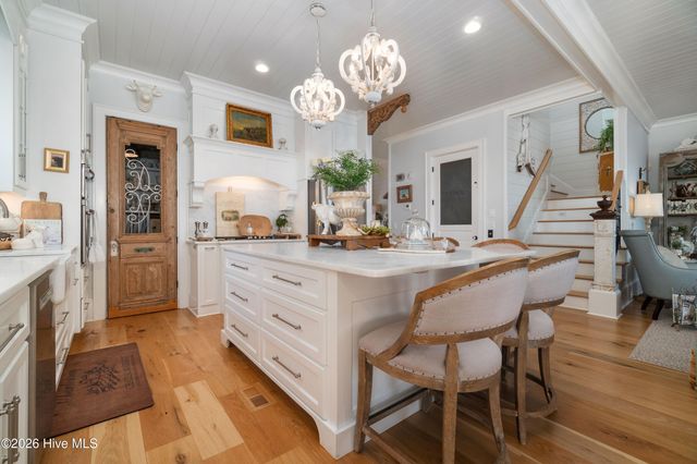 205 Back Street, Newport, NC 28570