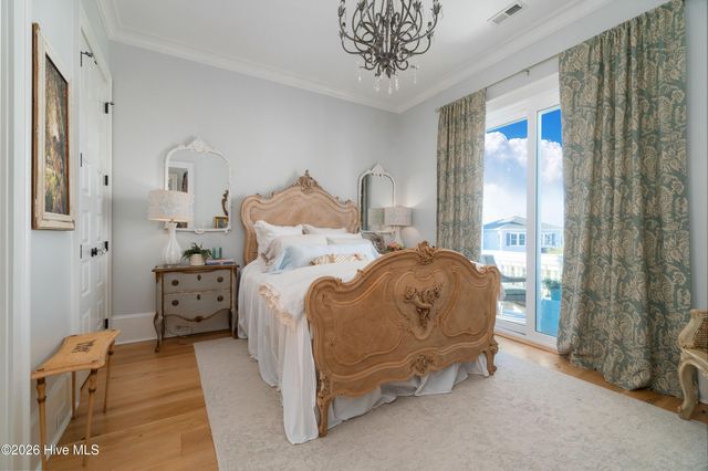 205 Back Street, Newport, NC 28570