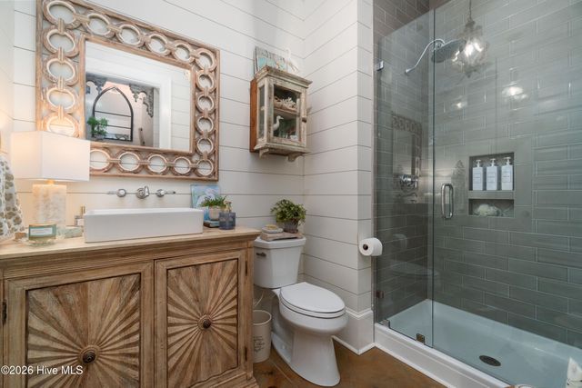 205 Back Street, Newport, NC 28570